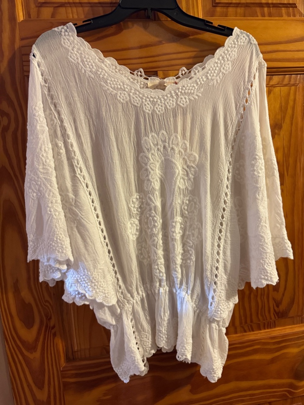 Solitaire White Embroidered Tunic Top